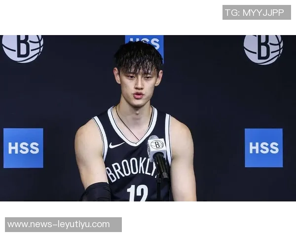 曾凡博亮相澳门布鲁克林篮网全队正式抵达开启新征程