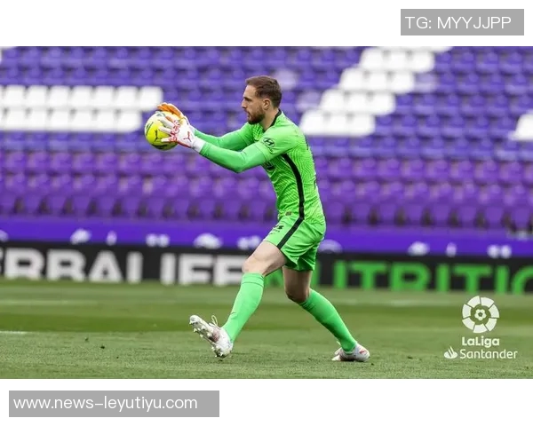 马竞门将奥布拉克荣膺西甲最佳门将奖38场仅失34球展现超强实力